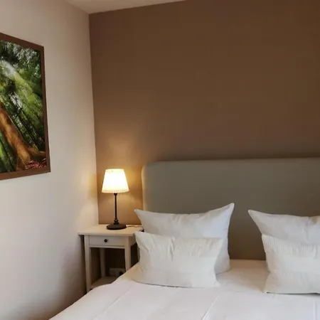 Kwi 33 Eg * 그랄뮈리츠